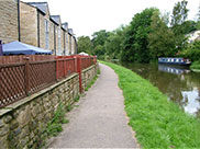 New canalside housing at Stockbridge