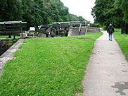 Uphill walk at Forge 3 locks (No.10-8)