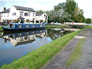 The Slipway pub at Crabtree swing bridge (Bridge 32)