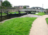 Lock 54 and Hall Street bridge (Bridge 99A)