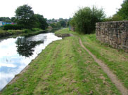 Narrow towpath